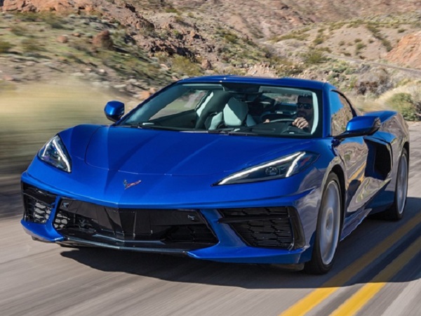 Chevrolet Corvette có thể bỏ vách ngăn gây tranh cãi
