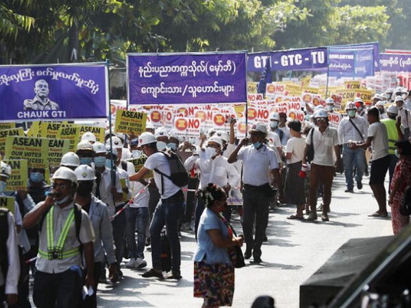 Đụng độ leo thang ở Myanmar, thêm người thiệt mạng