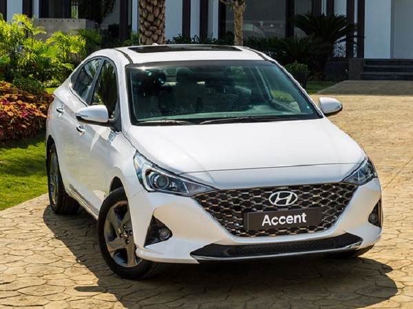 Sedan hạng B: Nhiều nâng cấp nhưng giá tăng, làm khó khách Việt
