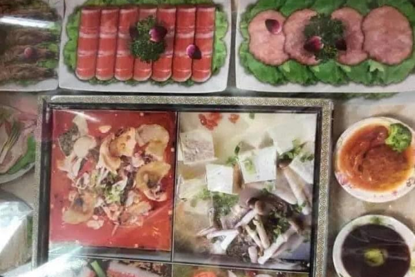 Phong phú như đồ vàng mã: muốn nồi lẩu hiệu gì cũng có