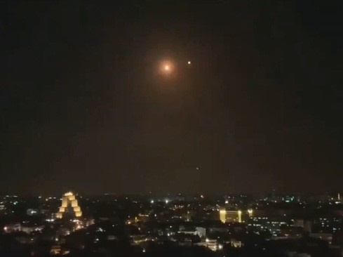 Syria tuyên bố bắn hạ hầu hết tên lửa Israel bay tới Damascus