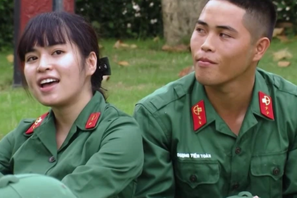 Chán bị 'đẩy thuyền', Khánh Vân thẳng thắn về mối quan hệ với 'chú Ngạn pha ke'