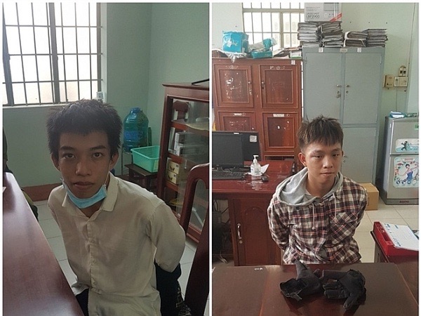 Anh cầm súng cao su ép em ruột cùng đi cướp ngân hàng