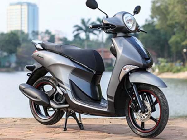 Giá xe Yamaha Janus 'nóng rẫy', có đáng mua hơn Honda Vision?