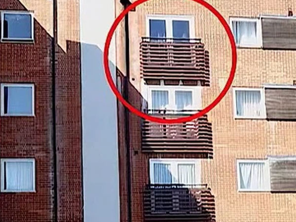Không đòi được 47,5 triệu đồng 'tiền chung cọc', gã đàn ông thẳng tay ném cô hàng xóm và 2 đứa trẻ vô tội từ tầng 4 xuống đất