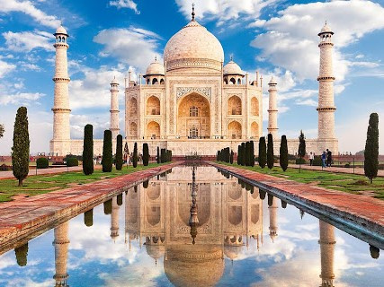 Ấn Độ sơ tán khẩn cấp Đền Taj Mahal vì đe dọa đánh bom