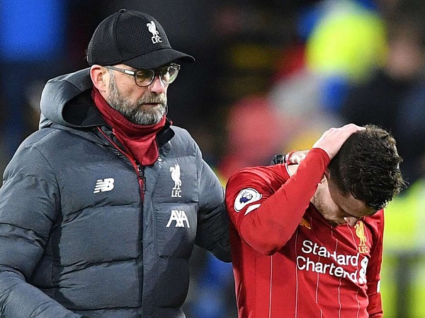 HLV Klopp thừa nhận Liverpool khó đuổi kịp MU