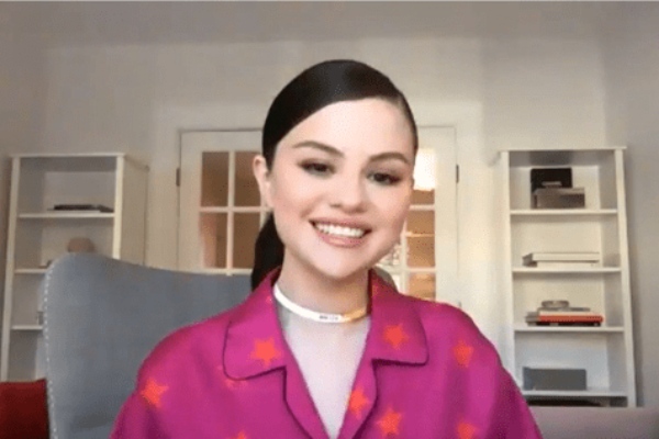 Selena Gomez gửi lời chào đến fan bằng tiếng Việt, kêu gọi ủng hộ cho MV mới kết hợp với DJ Snake