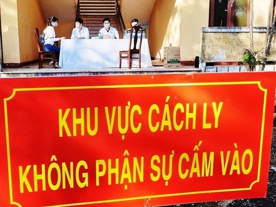 Bé trai 11 tuổi dương tính SARS-CoV-2 sau 8 lần xét nghiệm