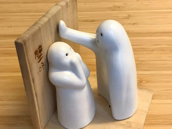 Xuất hiện chiếc lọ đựng tiêu 'nói không với tình yêu' khiến dân tình sôi sục, dù giá bán hơi 'chát' nhưng vẫn nhiều người tìm mua