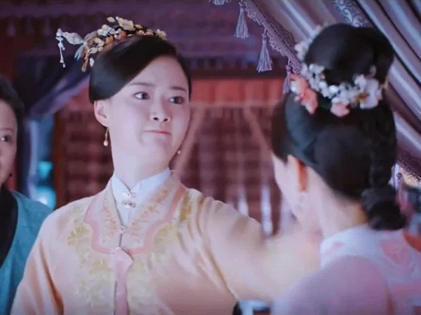 Cẩm tâm tựa ngọc: Lộ cảnh em dâu Đàm Tùng Vận tát Hà Hoằng San nảy lửa, netizen phán đáng đời lắm