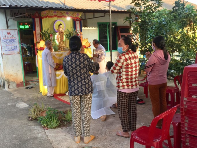 Người cha già tự thiêu để lại 2 người con nhiễm chất độc da cam