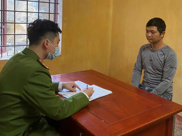 Chân dung kẻ dùng chấn song cửa sổ đánh chết bố đẻ: Từng sử dụng ma tuý, bị tâm thần, uống rượu trước khi gây án