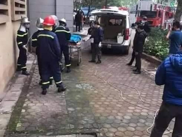 Hà Nội: Nữ sinh rơi từ tầng cao chung cư xuống đất tử vong