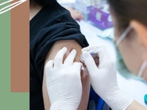 Các tác dụng phụ có thể xảy ra sau khi tiêm Vắc-xin COVID-19 AstraZeneca và một số điều cần lưu ý