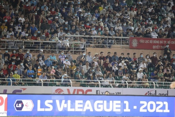 Sau HAGL, nhiều đội bóng đón khán giả khi V.League 2021 trở lại