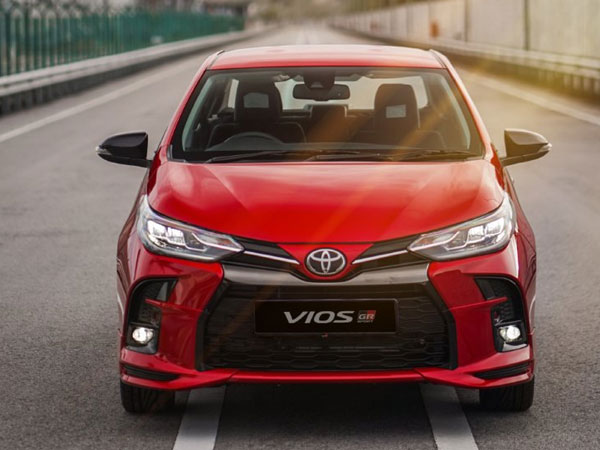 Không còn cắt xén trang bị để giảm giá, các hãng xe Việt ngày càng chuộng những phiên bản đặc biệt