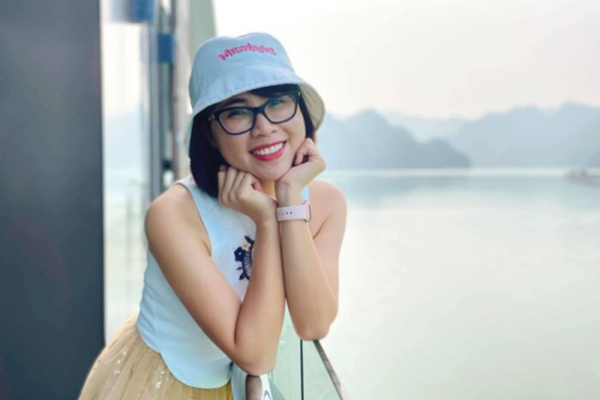Thơ Nguyễn lên lớp 1 vẫn không biết đọc, từng ác ý trêu bạn bật khóc
