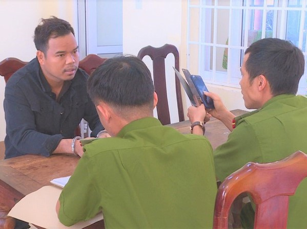 Xem phim đồi trụy, nam thanh niên hại đời nhiều bé gái