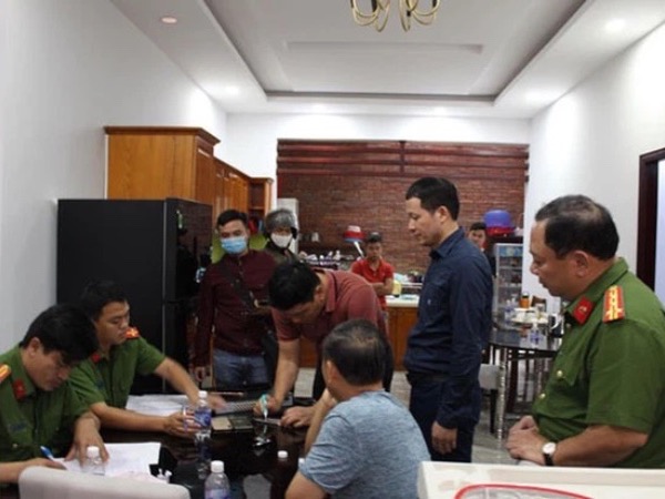 Đường dây xăng giả 'khủng' ở Đồng Nai: 500.000 lít xăng lậu, xăng giả ra thị trường mỗi ngày