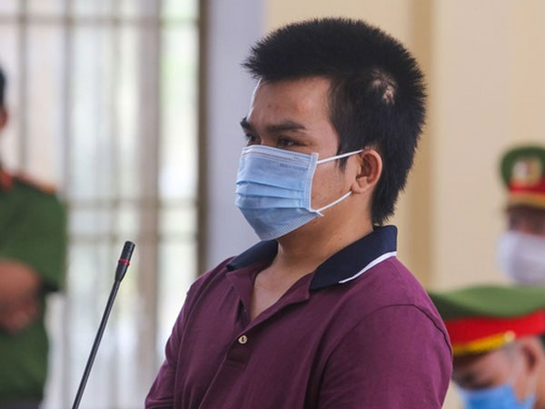 Say rượu, con trai đâm chết cha