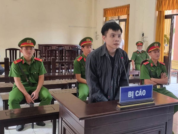 Người đàn ông bị đồng nghiệp đâm chết vì gói thuốc lá