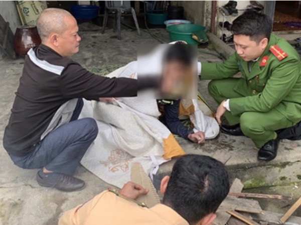 Nhảy từ cầu Bến Thủy xuống sông Lam tự tử, người đàn ông lại cố bơi vào bờ