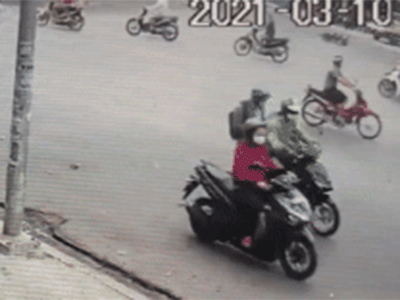 Xe ben ôm cua cuốn người phụ nữ đi xe máy chở 2 cháu nhỏ vào gầm, bé gái 8 tuổi tử vong thương tâm