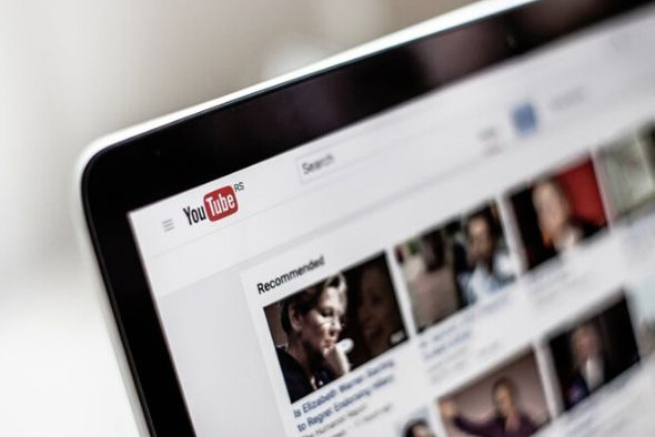 YouTuber Việt sẽ bị Google đánh thuế thu nhập lên tới 30%