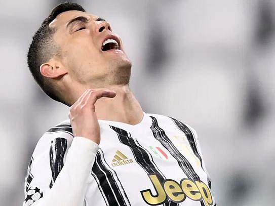 Juventus được khuyên bán Ronaldo càng sớm càng tốt