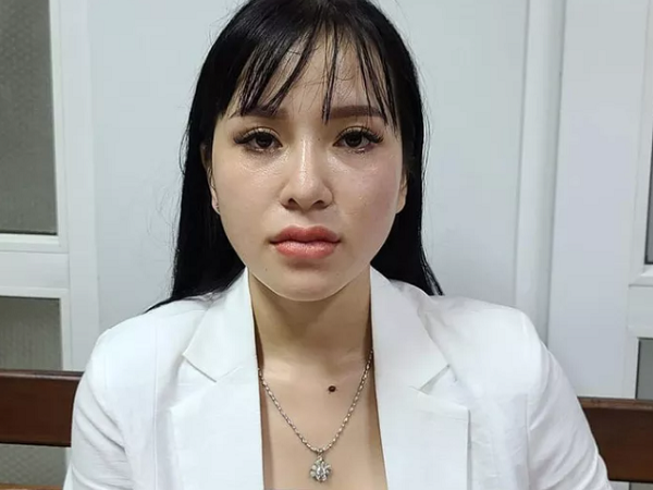 Hot girl tiệm Spa cầm đầu đường dây mua bán 2.800 viên thuốc lắc