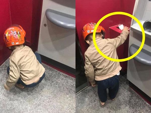 Cậu bé cặm cụi nhặt đồ ở cây rút tiền ATM, nghe câu nói sau đó mới khiến người ta phải xấu hổ