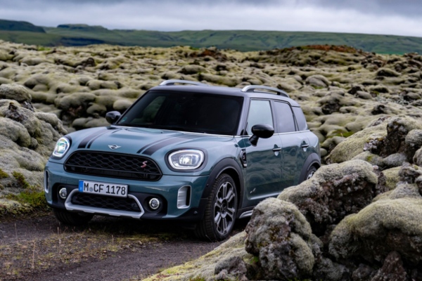 Mini Countryman 2021 - xe sang cỡ nhỏ giá từ 2,44 tỷ đồng