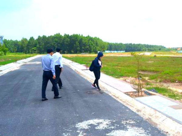 Đầu cơ đất sân bay: Vỡ mộng giàu nhanh, chục tỷ tan theo lời đồn