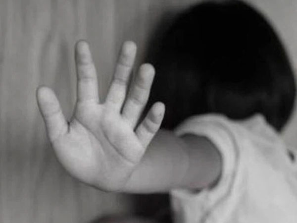 Vụ bé gái 15 tuổi mang thai: Công an đang mời người quản lý khóa tu đến làm việc