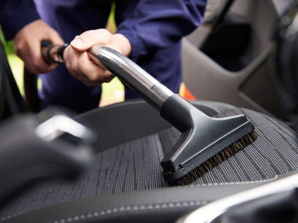 7 mẹo để giúp bỏ mùi hôi trên ô tô, bác tài cần biết