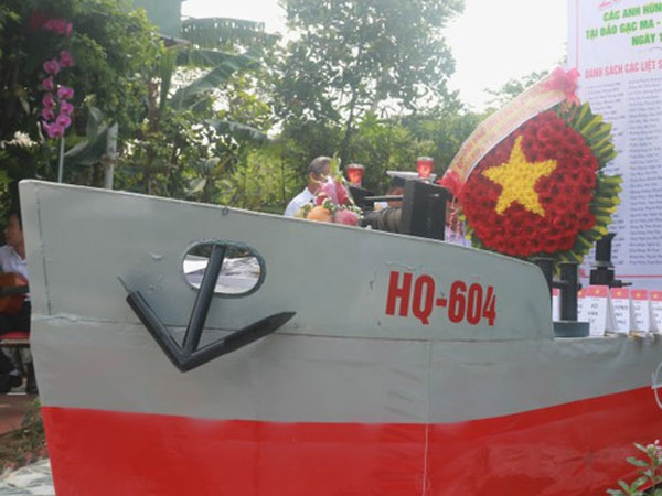 Tưởng niệm 64 liệt sĩ Gạc Ma: Những bài vị trên con tàu HQ-604