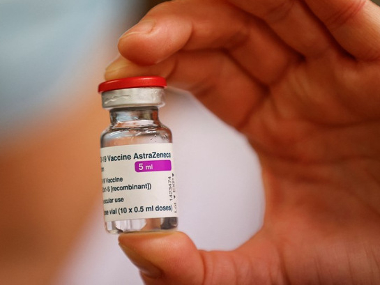 Đức, Pháp, Italy ngừng tiêm vaccine AstraZeneca