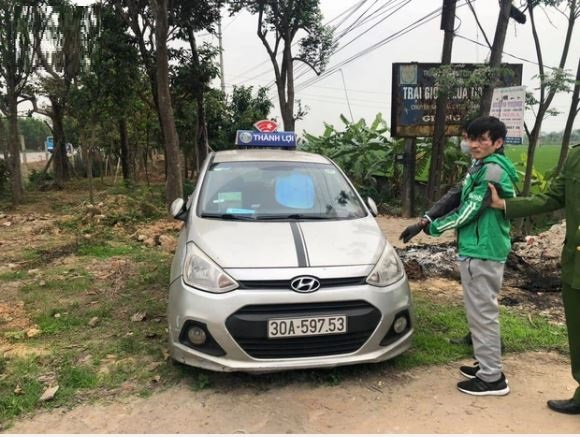 Lời khai đối tượng mặc áo Grab, mang theo súng và mìn cướp ngân hàng ở Hà Nội