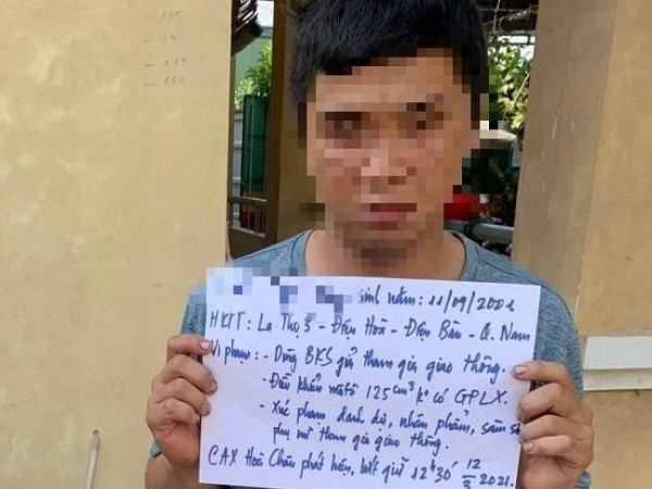 Tạm giữ thanh niên sàm sỡ học sinh, giáo viên trên đường vắng