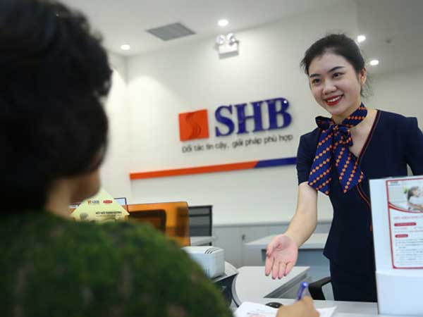 Mạnh tay chi nghìn tỷ, hàng 'nóng' ngân hàng vào cơn sóng mới