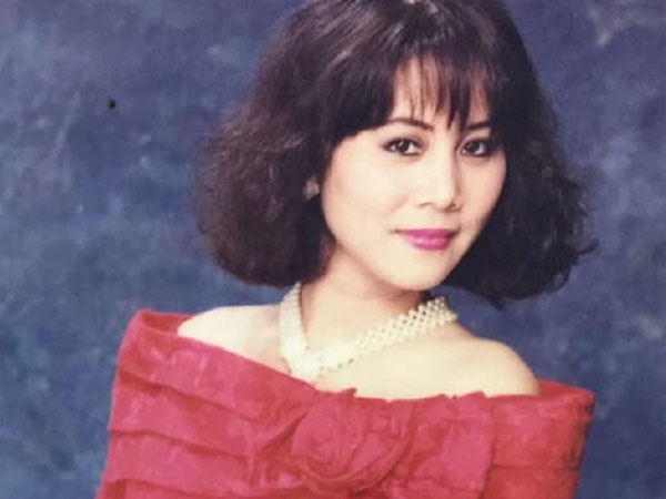 Cuộc đời NSND Minh Hằng: 25 năm lẻ bóng, hạnh phúc mới chưa được bao lâu thì chồng ra đi vì bạo bệnh
