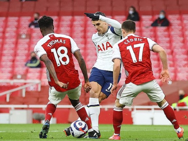 Tottenham thua ngược Arsenal