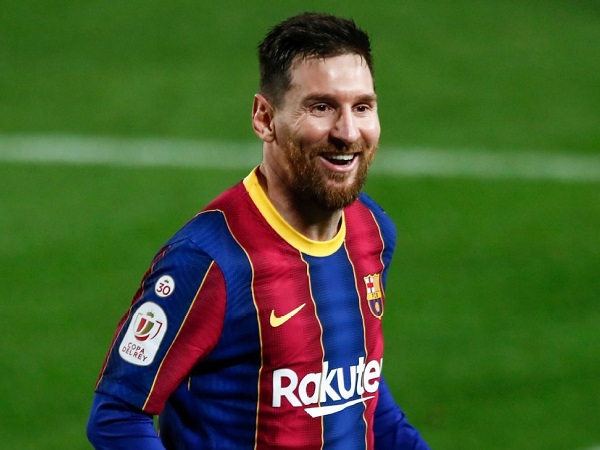 Messi tạo cột mốc lịch sử trong ngày lập cú đúp siêu phẩm