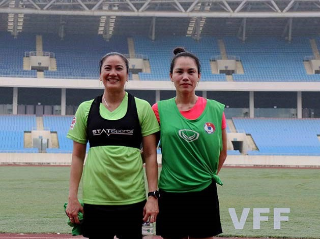 Hai nữ trọng tài vượt qua bài kiểm tra thể lực, hạng Nhất 2021 chào đón 'kỷ nguyên mới'