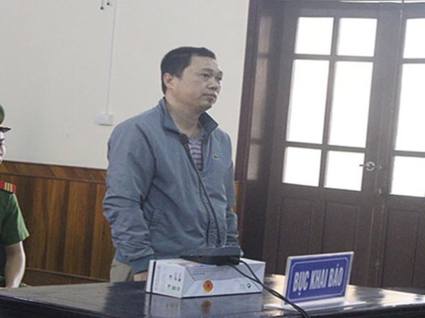 Nguyên đại úy quân đội lừa chạy việc lĩnh 14 năm tù