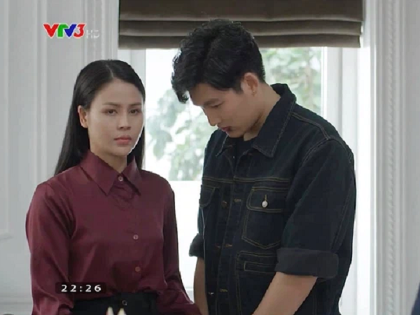 Hướng dương ngược nắng tập 42: Ông Phan ngất xỉu khi Bạch Cúc tiết lộ Minh - Trí không phải máu mủ họ Cao