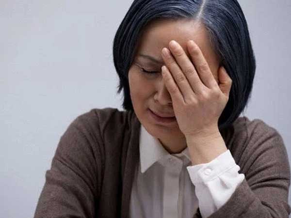 Bị mẹ chồng chê bai chuyện thấp bé, xét nét việc chi tiêu, đi chợ về, nàng dâu thấy bà khóc thảm thiết và xót lòng với lí do đằng sau!