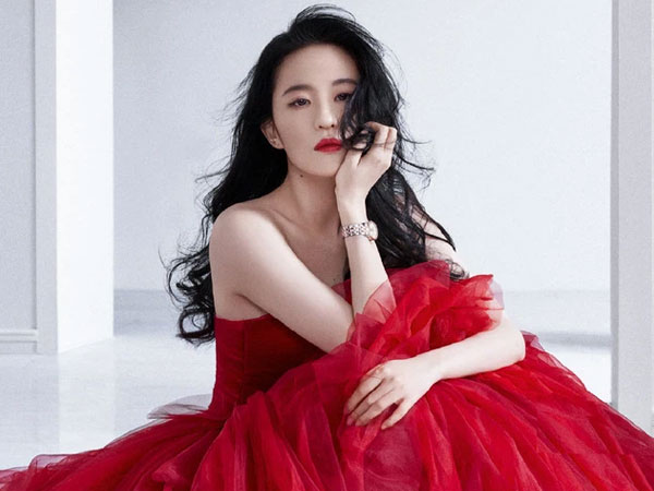 Lưu Diệc Phi vướng tin đồn kết hôn với Hồ Ca nhưng thực chất vẫn độc thân tuổi 33 vì tình cảm với Lâm Chí Dĩnh?