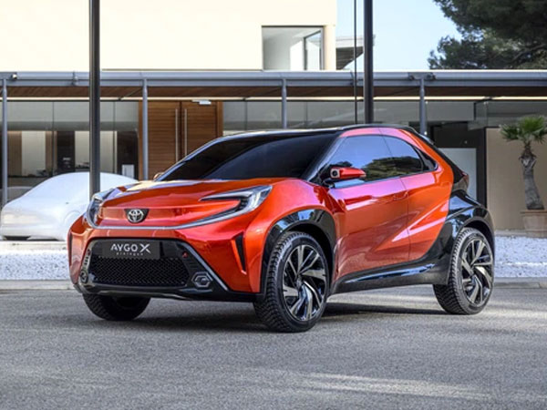 Toyota ra mắt crossover nhỏ nhất thế giới - Gầm cao hạng A cho người mua xe lần đầu